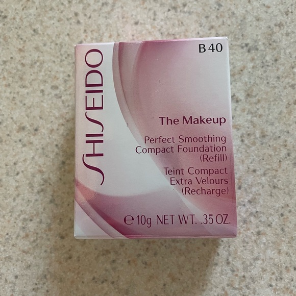 New Shiseido perfect smoothing foundation(Refill) - Picture 3 of 3